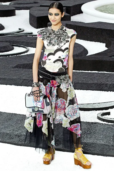 Look 44